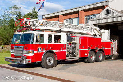 Halifax NS Regional Fire & Emergency Department Ladder